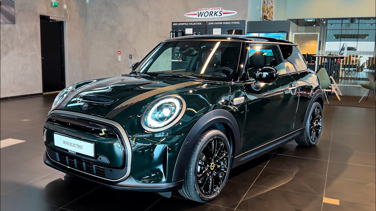 2023 MINI Cooper SE Resolute Edition Rebel Green - Walkaround in 4K POV