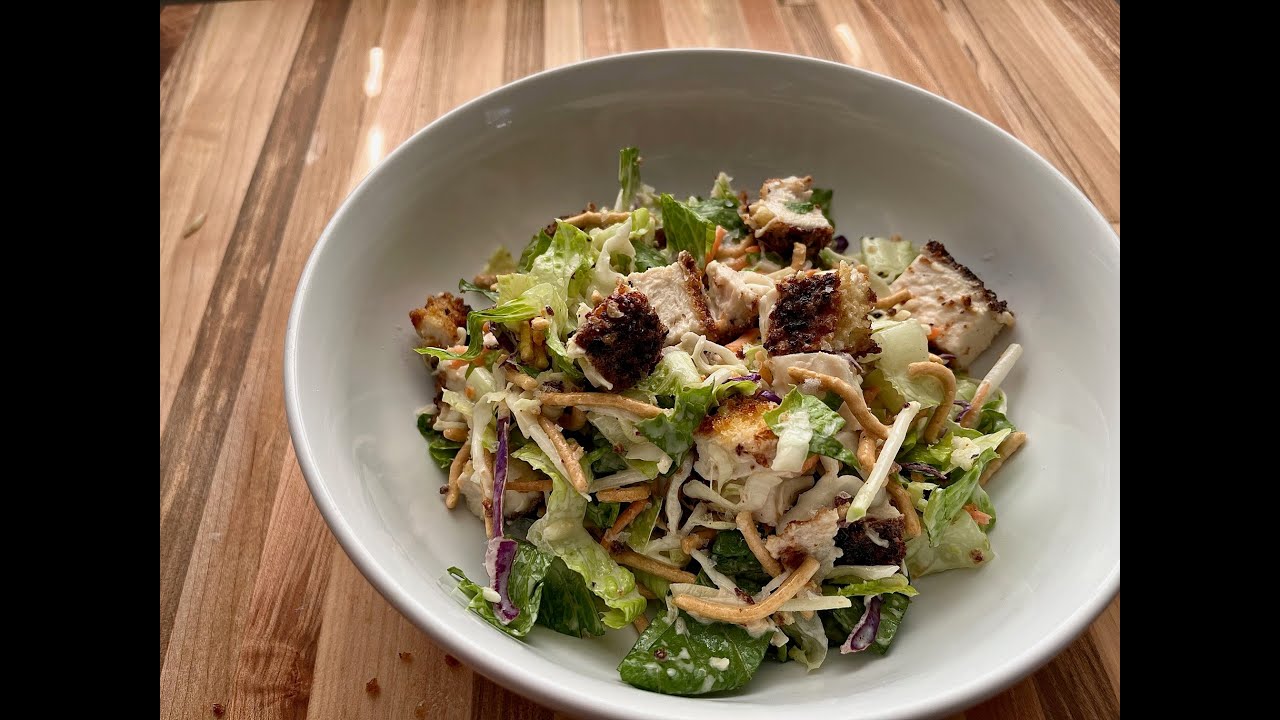 ORIENTAL CHICKEN SALAD | APPLEBEES COPYCAT RECIPES