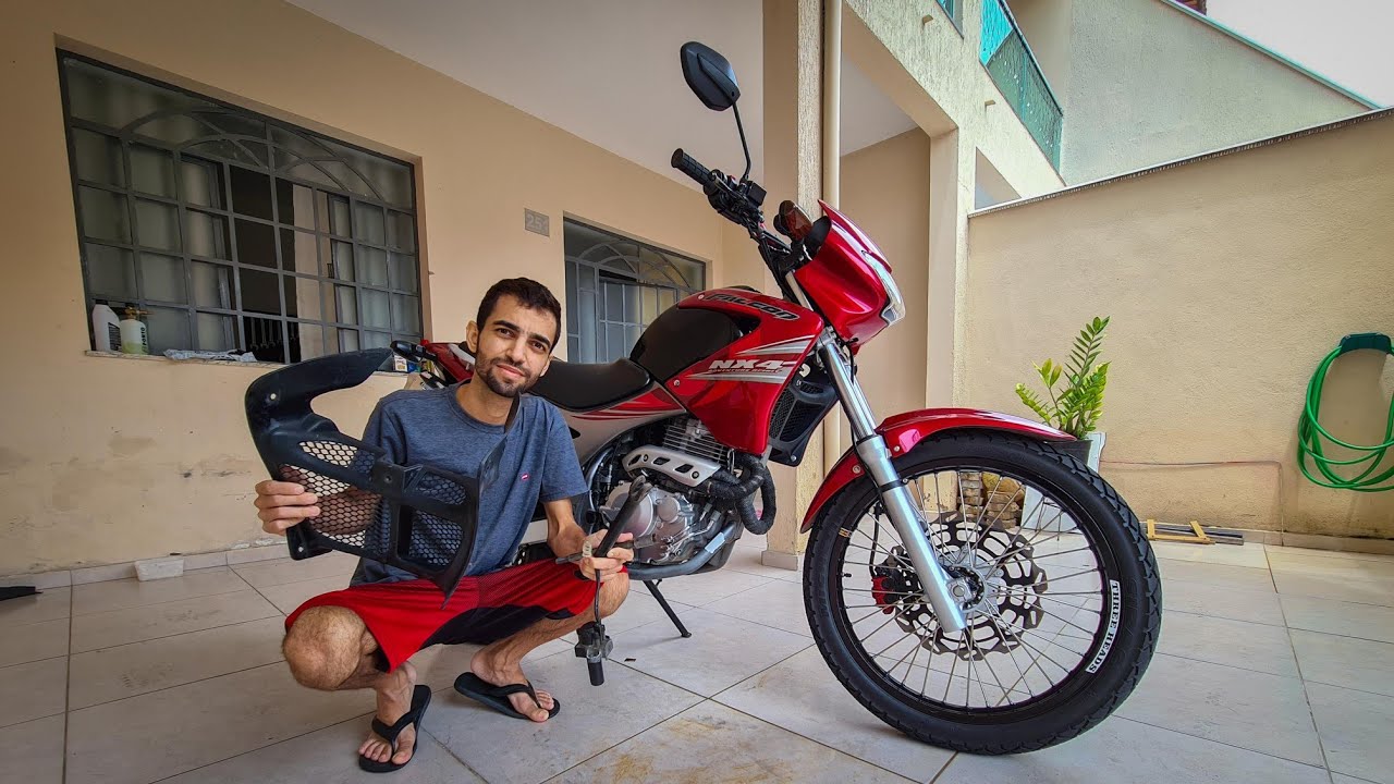 QUEM FAZ A MOTO É O DONO! NX-4 FALCON 400