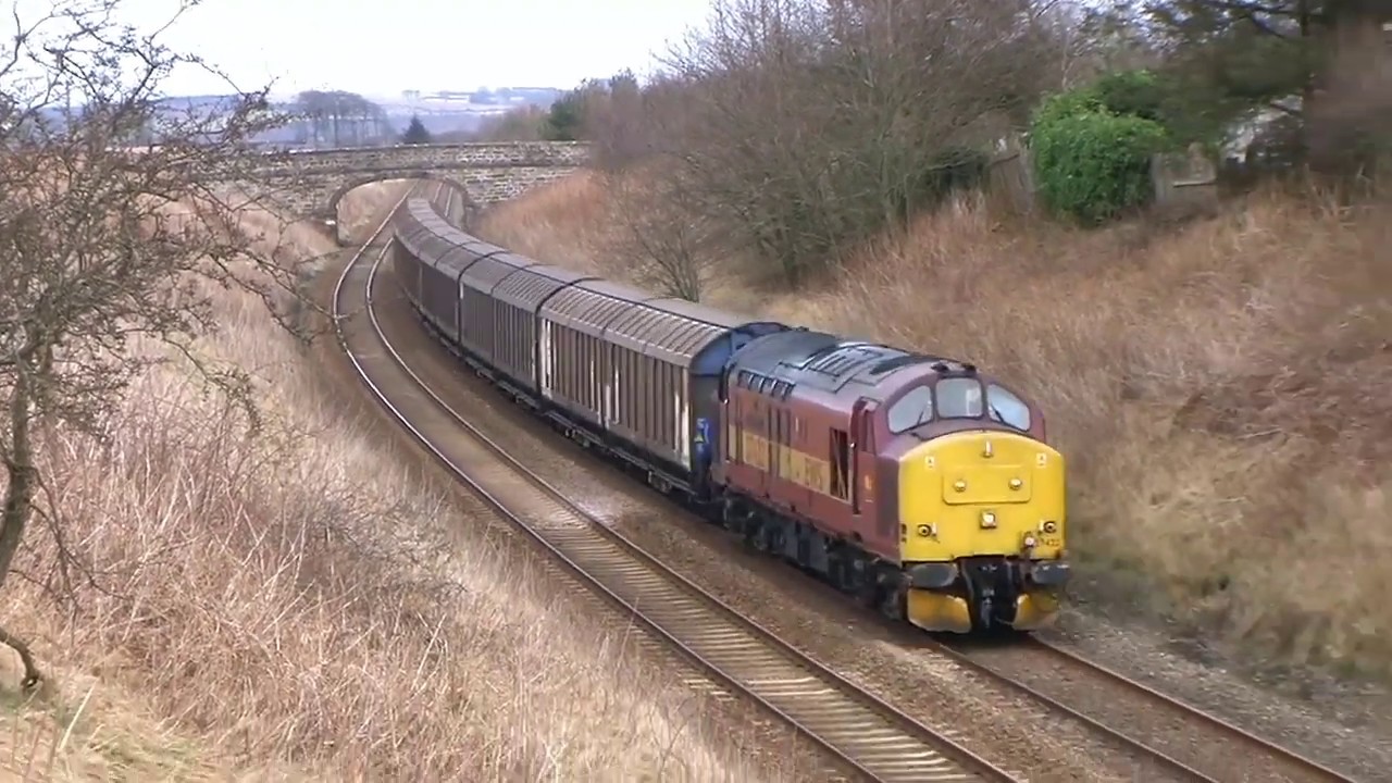 Potato 37s - EWS Class 37 37422 on Seed Potato Trains in North East Scotland 2008