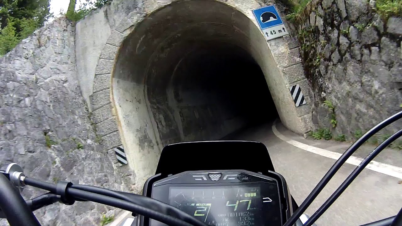 Testfahrt Suzuki Katana am Staller Sattel