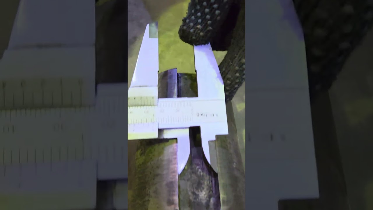 Keyway cutting on a shaft 