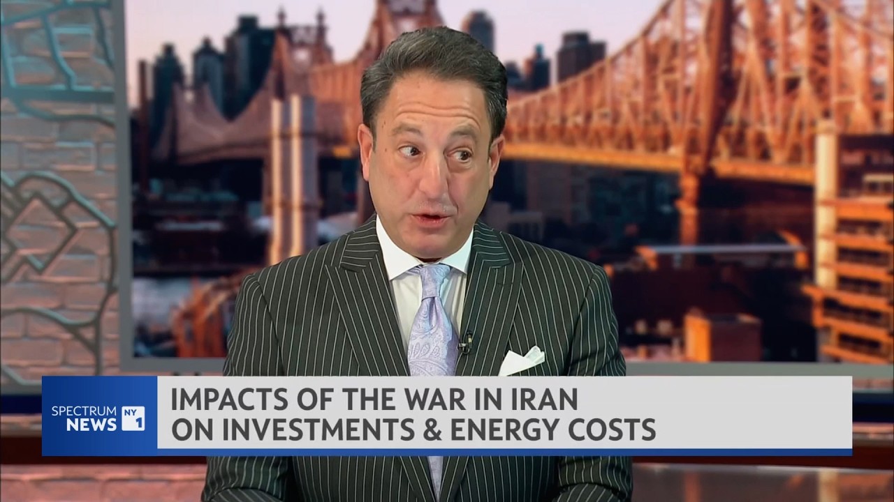 Oil Hits $125… Then Stocks Surge After Trump Signals War May End