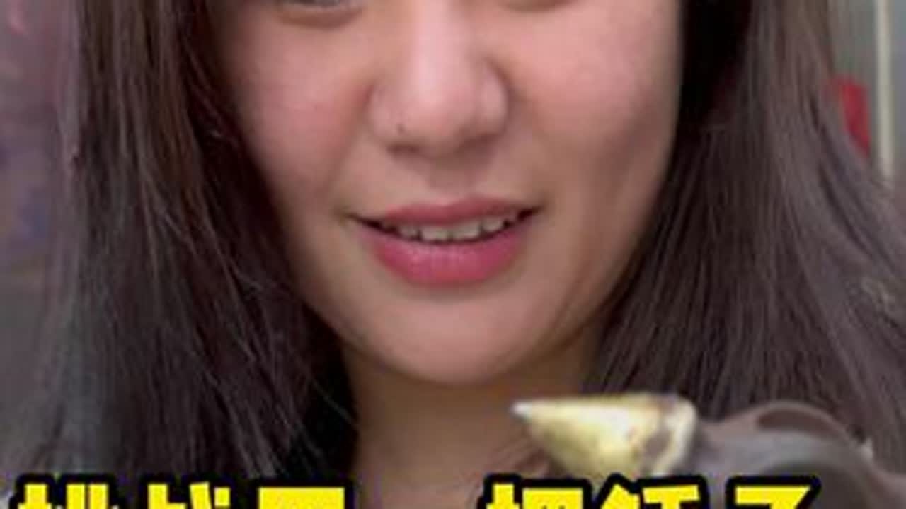 挑战用一把锤子感受人间美好，今天要挑战的是马甲第一烧烤。今天你遇见了一对非常有趣的姐弟，人很善良，性格也非常开朗。#人间烟火 #记录真实生活 #非遗文化
