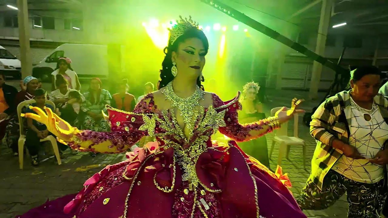 Kırkağaç Roman Düğünü Damat & Gelin Bir Oyana Bir Buyana Düğünü Coşturdular