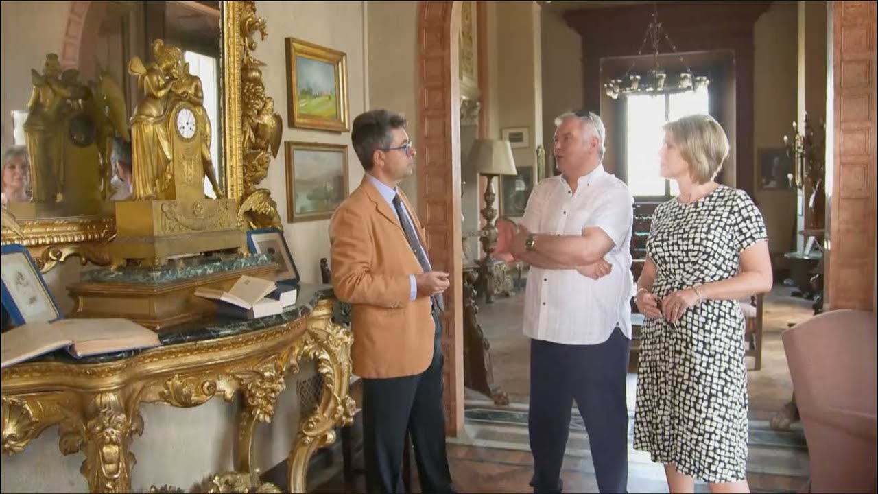 Eamonn & Ruth - How the Other Half Lives - Villa del Bono