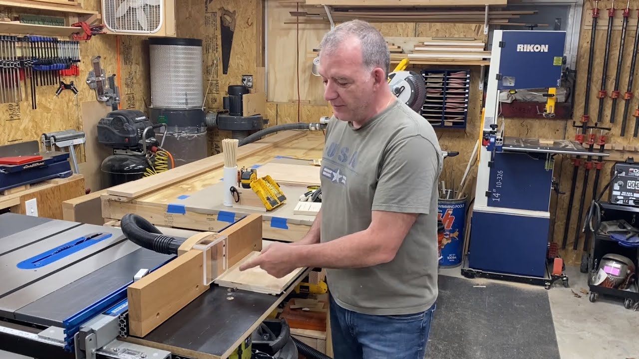 V-Slot (not T-Slot) router fence solution for a table saw upgrade.