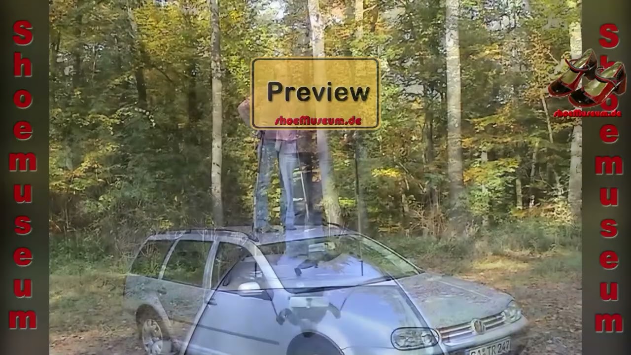 Armes Auto 1 - junge Frau beschädigt ein Auto mit ihren Absätzen