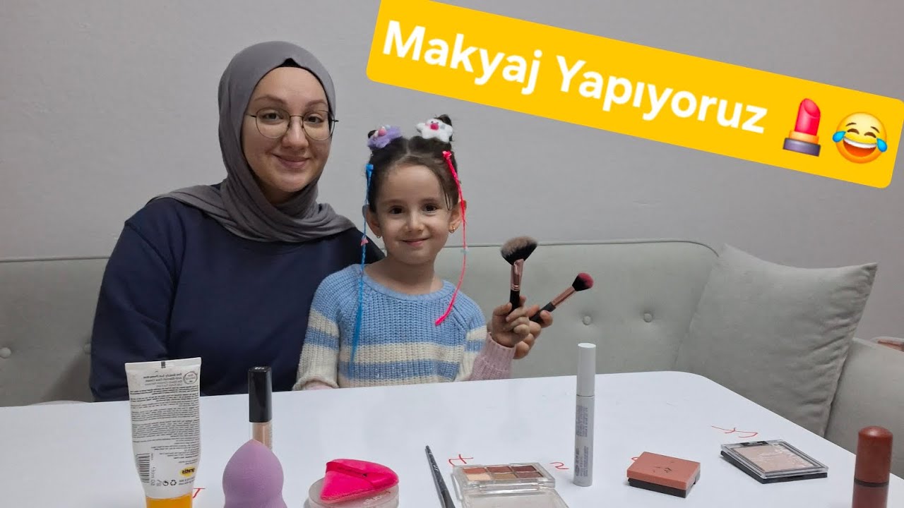 Hümeyra makyaj yapıyor 💄