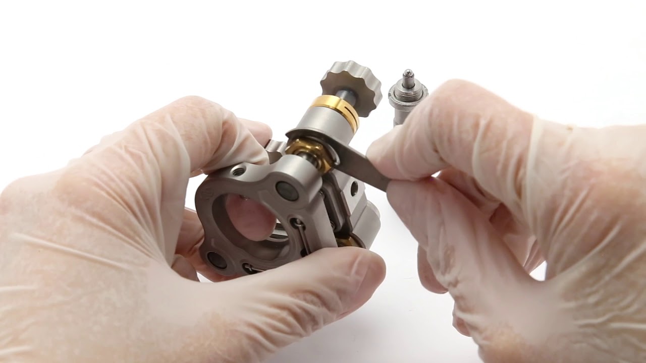 Suprema® Mirror Mounts with Replaceable Actuators