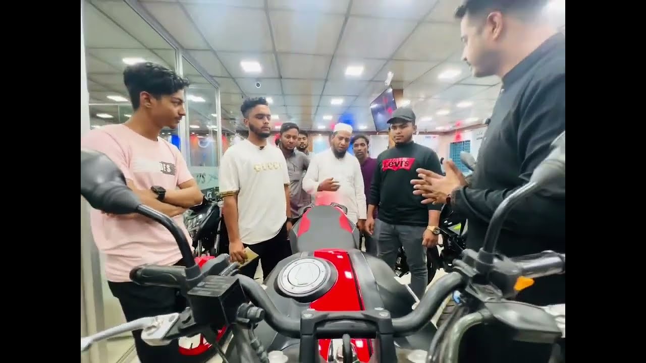 কেন অই বাইকটি অন্যান্য বাইকের থেকে আলাদা ।।