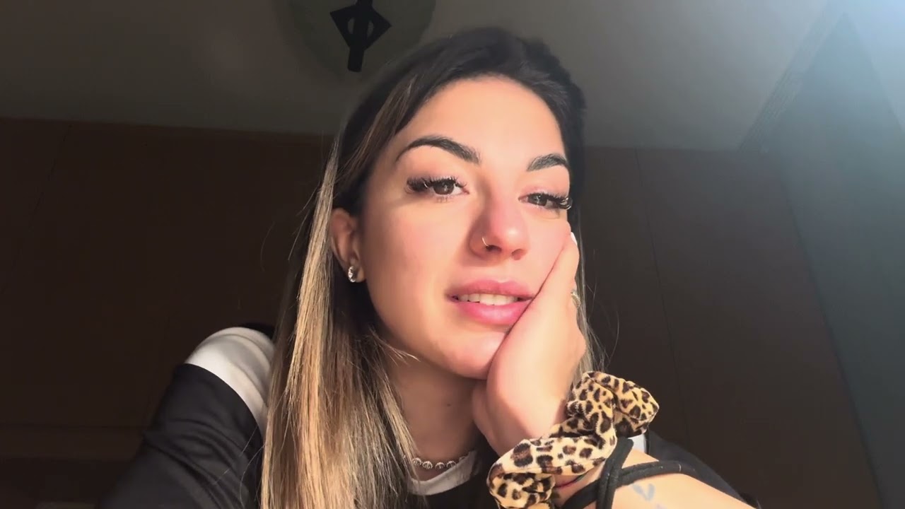 Non essere te stessa ha un prezzo (molto caro)