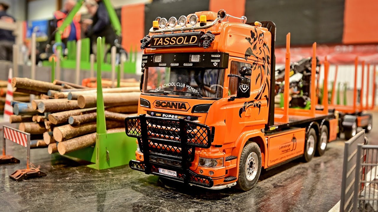 Timber trucks in full attack - Modellbaumesse Ried 2025