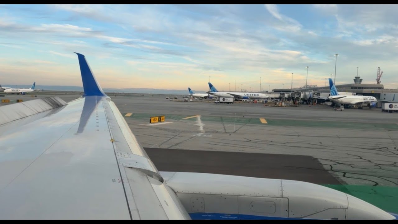 Landing San Francisco Boeing 757-200 N13138 , and Parallel Approach
