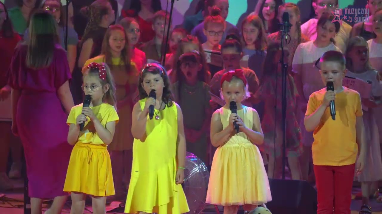 Kaczka Dziwaczka - Koncert końcowo roczny Muzyczny Świat Przeworsk