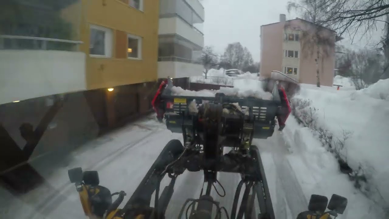Volvo L35GT Snow removal with Siljum multi bucket PART 2