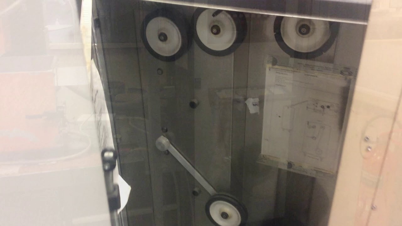 CHARMILLES Robofil 2020 - 1 (1995) Erosion Machine