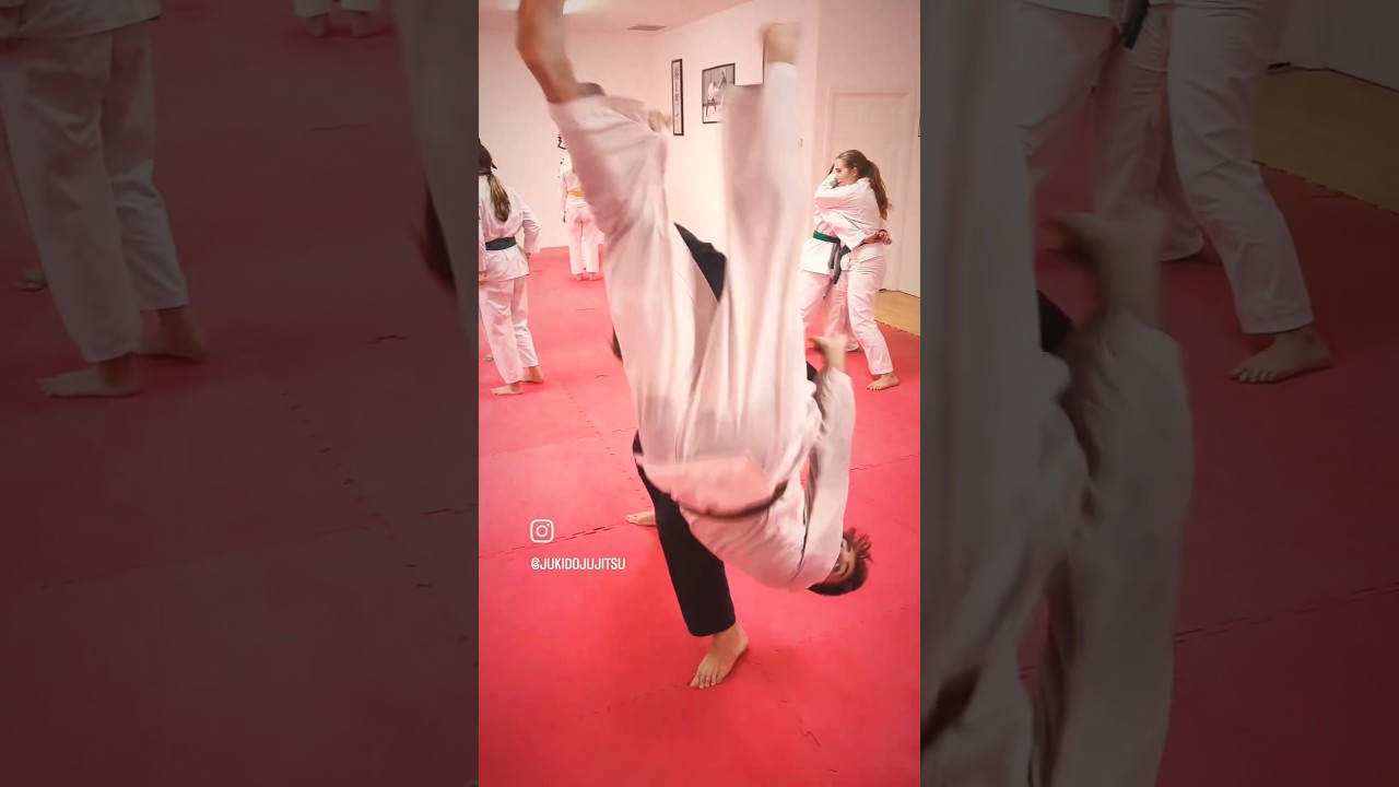 KATA GURUMA  