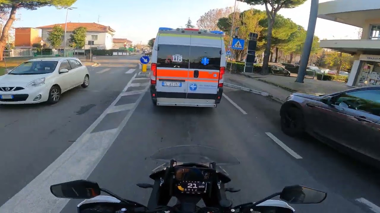 PROVA KTM 1290 ADVENTURE S 2023 E SI VOLAAAA 🔥🔥🔥