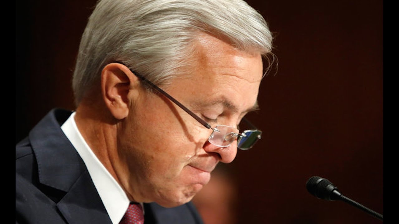Elizabeth Warren Costs Wells Fargo Executives $60 Million