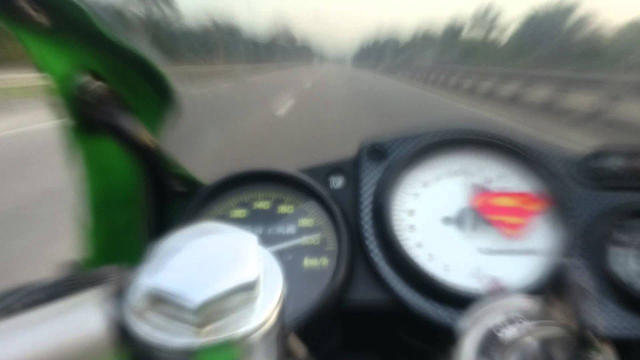 Kawasaki ninja 150rr xmikaelxfairuz