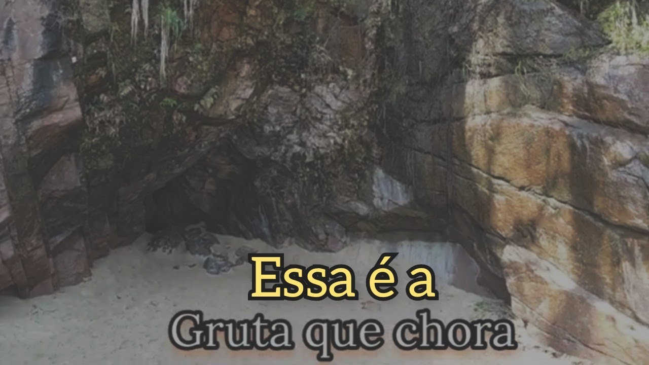 A praia que tem a gruta que chora