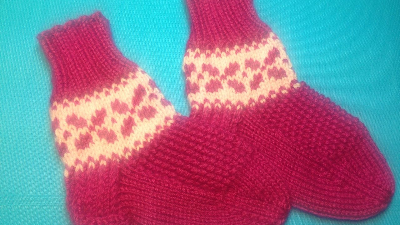 Вязание спицами детские носочки #79