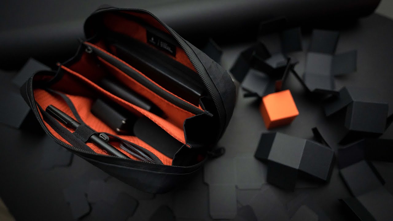 FIRST LOOK - ALPAKA ELEMENTS TECH CASE | Daily Essentials