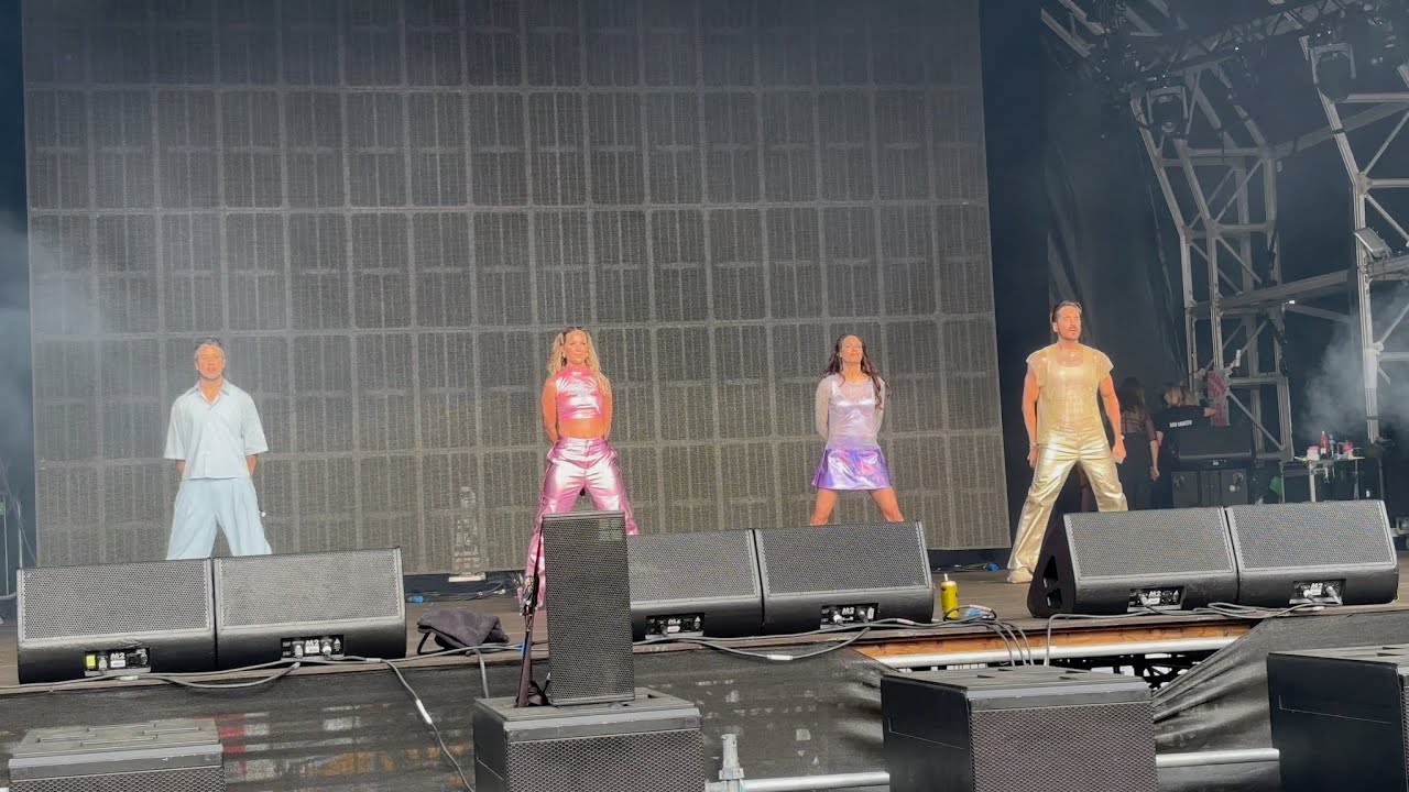 A*Teens - Upside Down @ Mighty Hoopla 31/05/2025