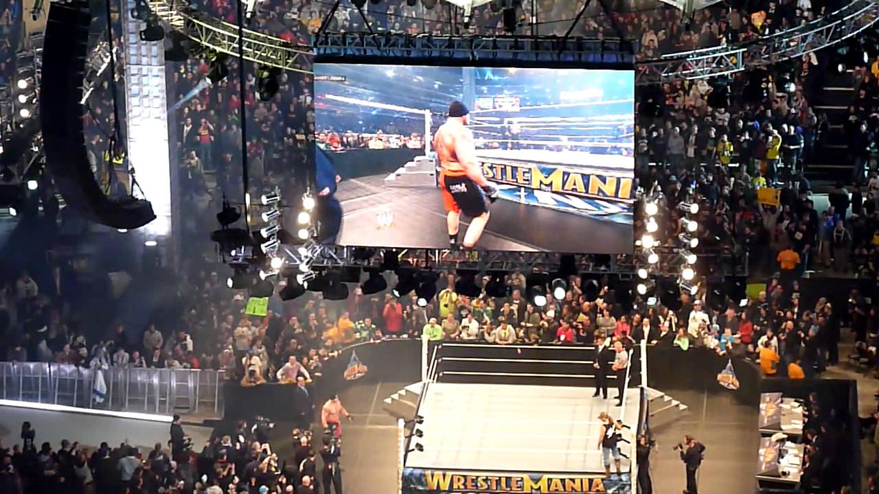Wrestlemania 29 HD --- Triple H / Lesnar (Lesnar Entrance)