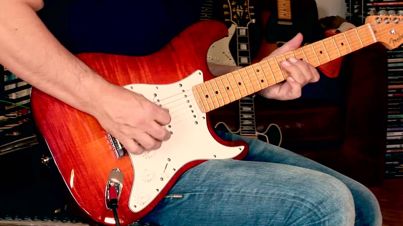 2012 Fender Stratocaster 