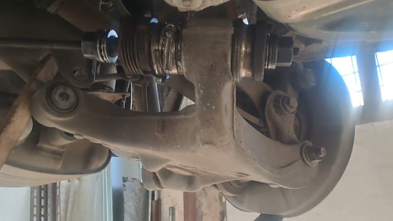 BMW замена сайлентблока заднего рычага.