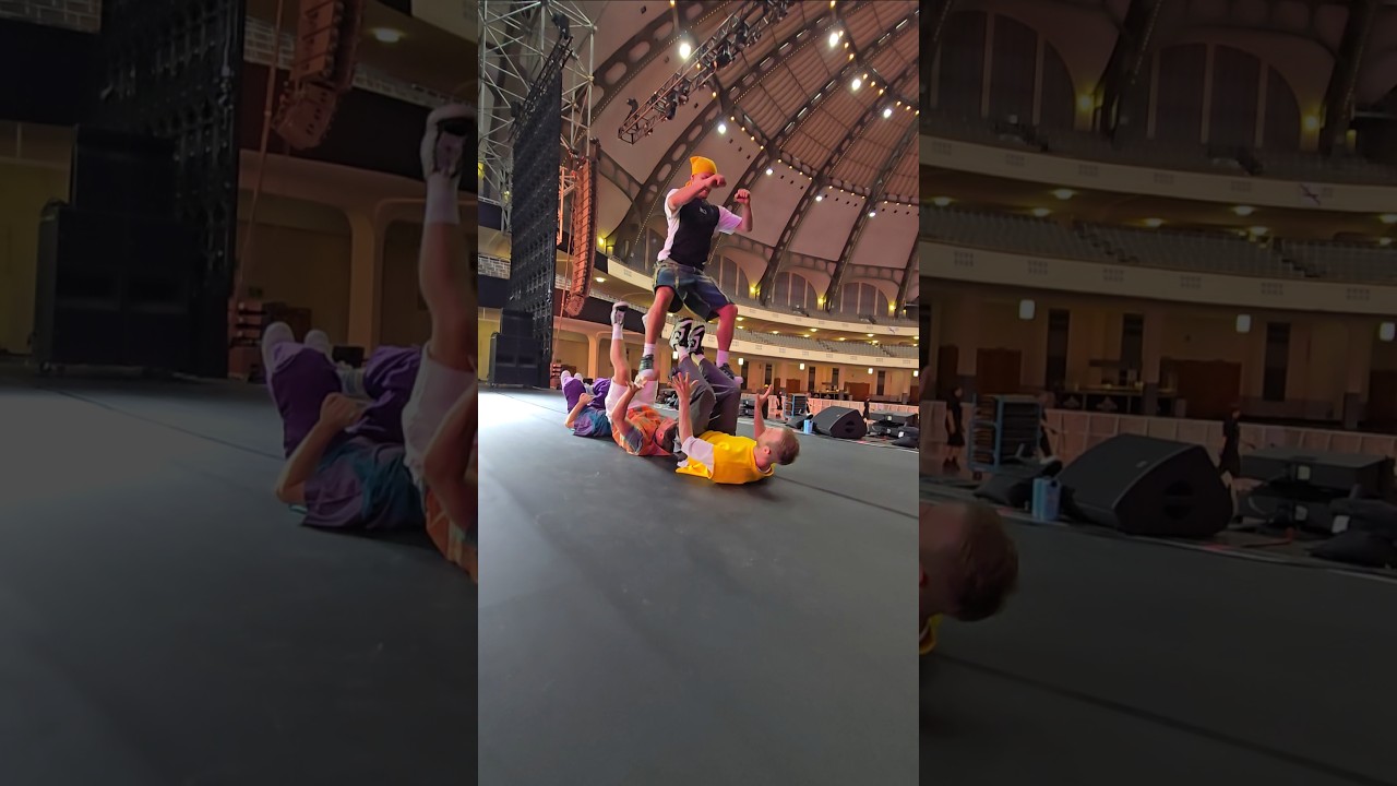 Rehearsal for showtime 💥#ddcentertainment #Showact #showgroup #breaking