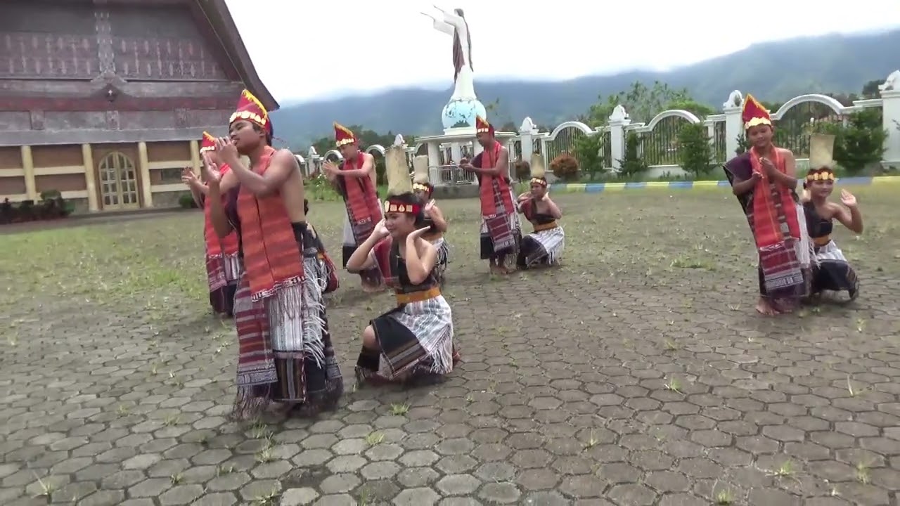TORTOR BATAK NARAJA SMP NEGERI 2 PORSEA