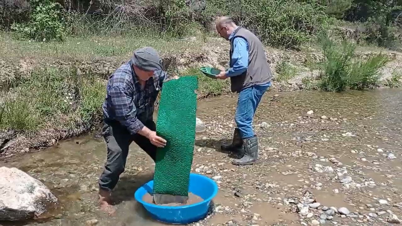 büyük parça altın bulduk akarsuda altın arama derede altın arama altın arama Gold prospecting Gold