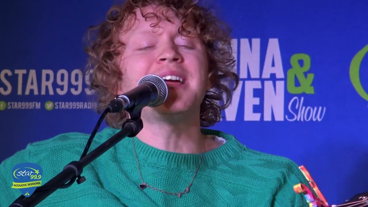 Star 99.9 Acoustic Session With Knox: 