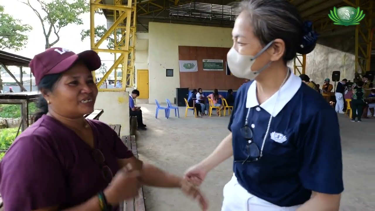 Tzu Chi extends relief to Negros Island 慈濟援助內格羅斯島災民