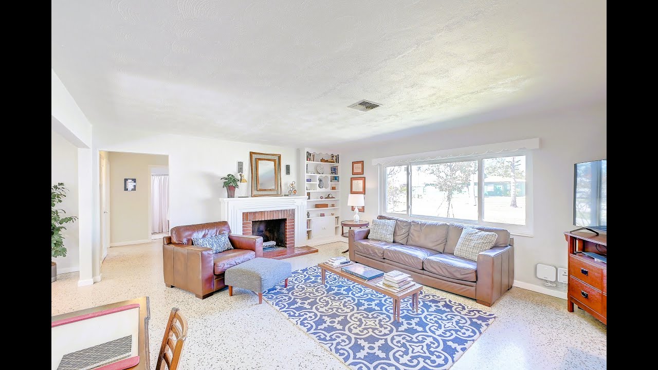 1318 Donna Dr Fort Myers, FL  - McGregor Blvd Home for Sale - Riverside Realty Group - Molloy Team