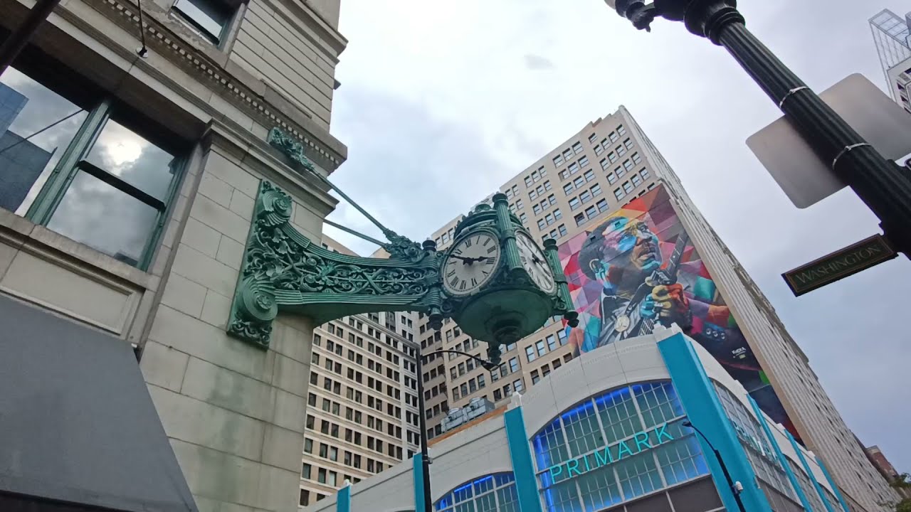 Macy's (Marshall Field's) на State Street Flagship, Чикаго, Иллинойс.