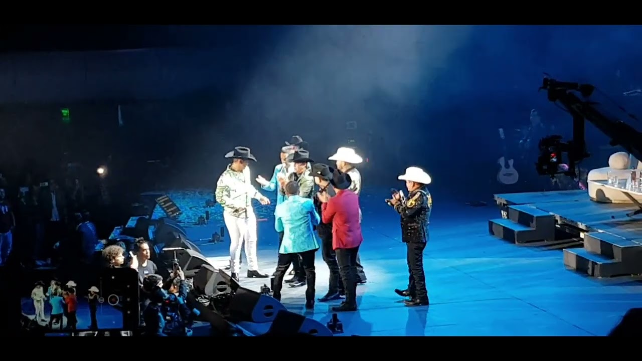 El Yaki a dueto con Jorge Medina y Josi Cuen (Juntos) (Yakifest, Auditorio Nacional 05/02/2025)