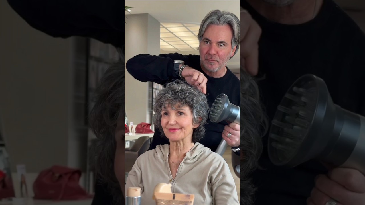 CORTI. RICCI. CONTEMPORANEI. Oggi una cliente mi ha raggiunto da Cremona per un cambio look &hearts;️✨️