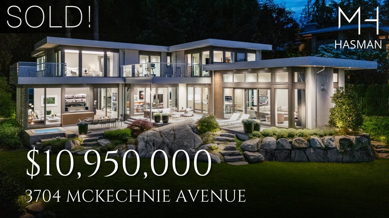Experience this Luxury Home with its Spectacular Ocean View in West Vancouver's Coveted West Bay