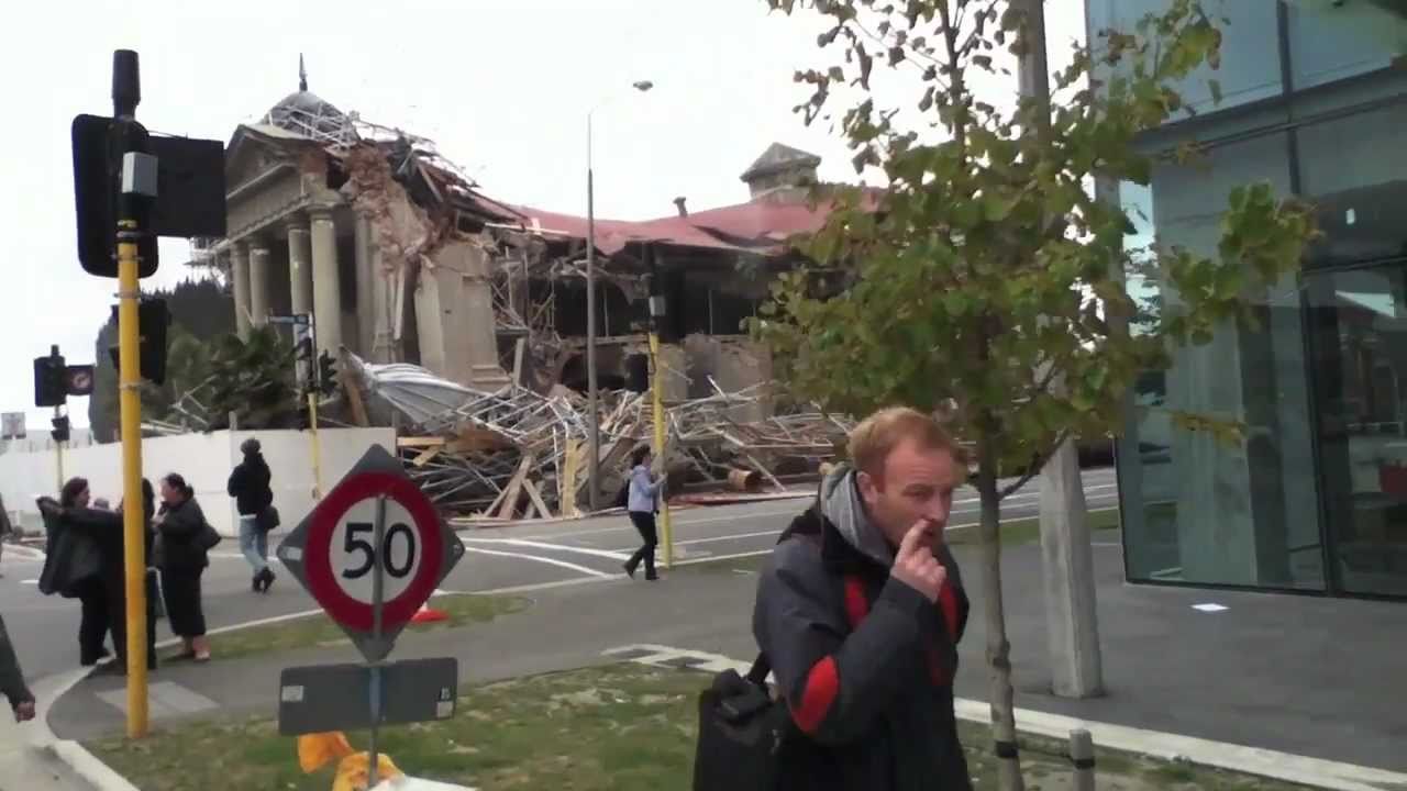 Christchurch Earthquake (Raw Footage) February 22, 2011