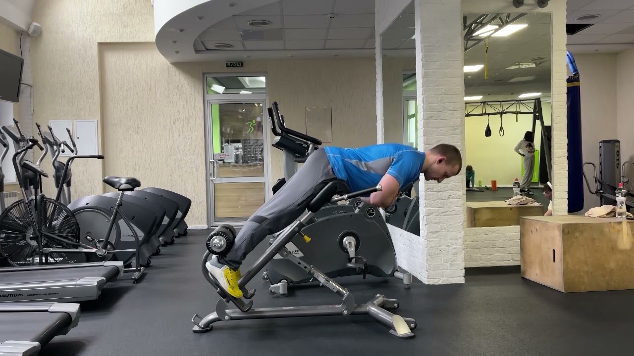 Класична гіперекстензія. Техніка виконання. Hyperextention (hip hinge).