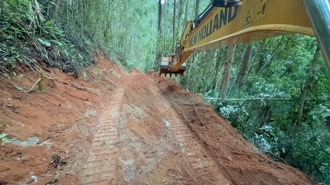 “Abrindo Estrada no Meio do Mato com Escavadeira Hidráulica! Olha o Resultado 😱🚜”