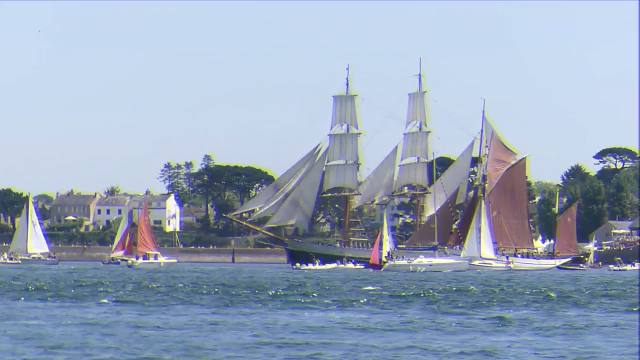 La Petite parade de la Semaine du Golfe.