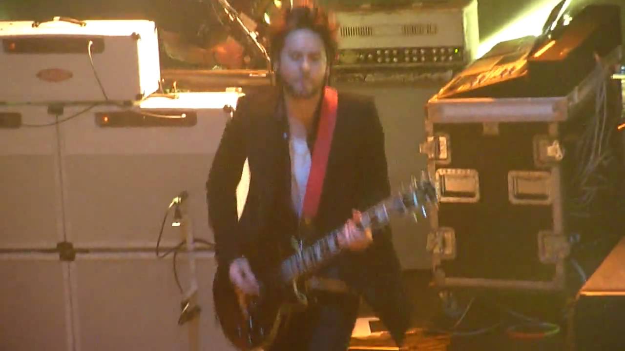 30 seconds to mars - kings and queens live at london KOKO