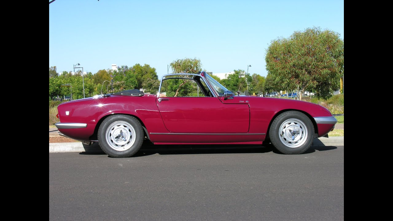 A look around my Lotus Elan after a 6 year restoration