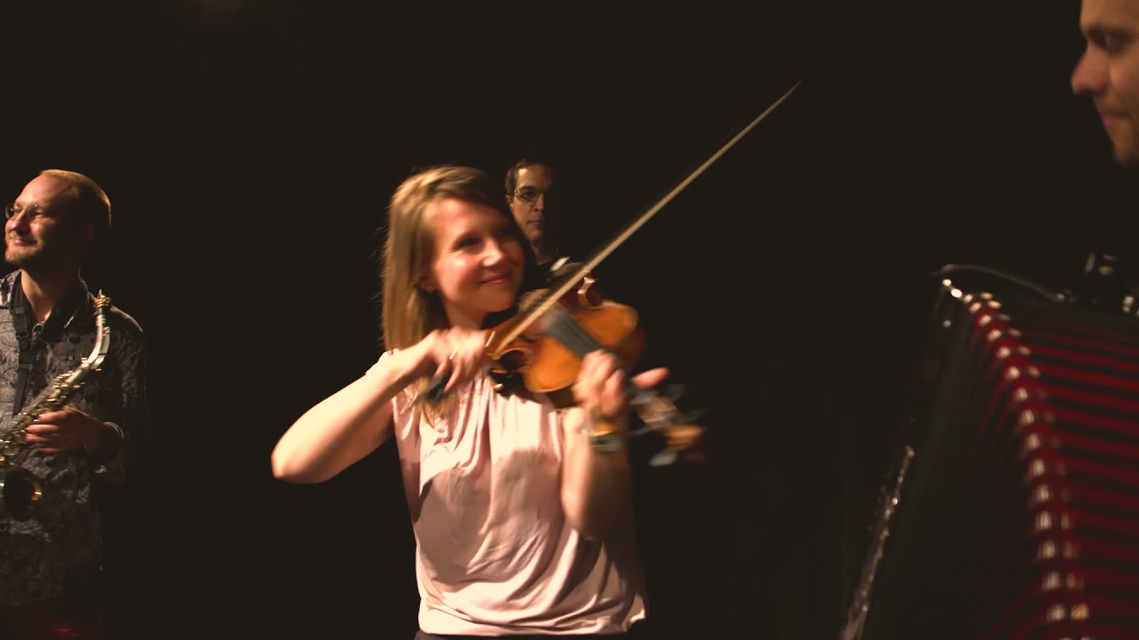 Fanfara Complexa:Az élet egy hosszú vonatút - Guzsalyas koncert a Marczibányi téren