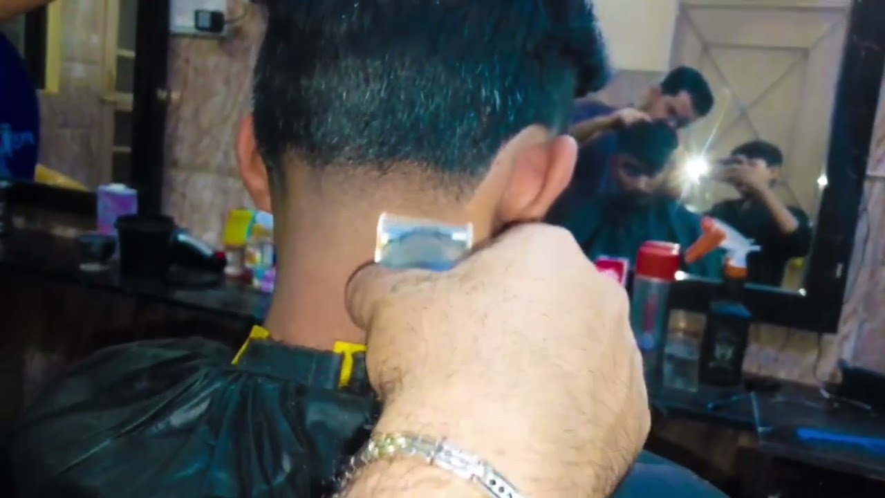 Low fade hair cutting 🇦🇨🇦🇨💈 young man Veri Veri nice looking subscribe to my YouTube channel ✂️✂️✂️💈